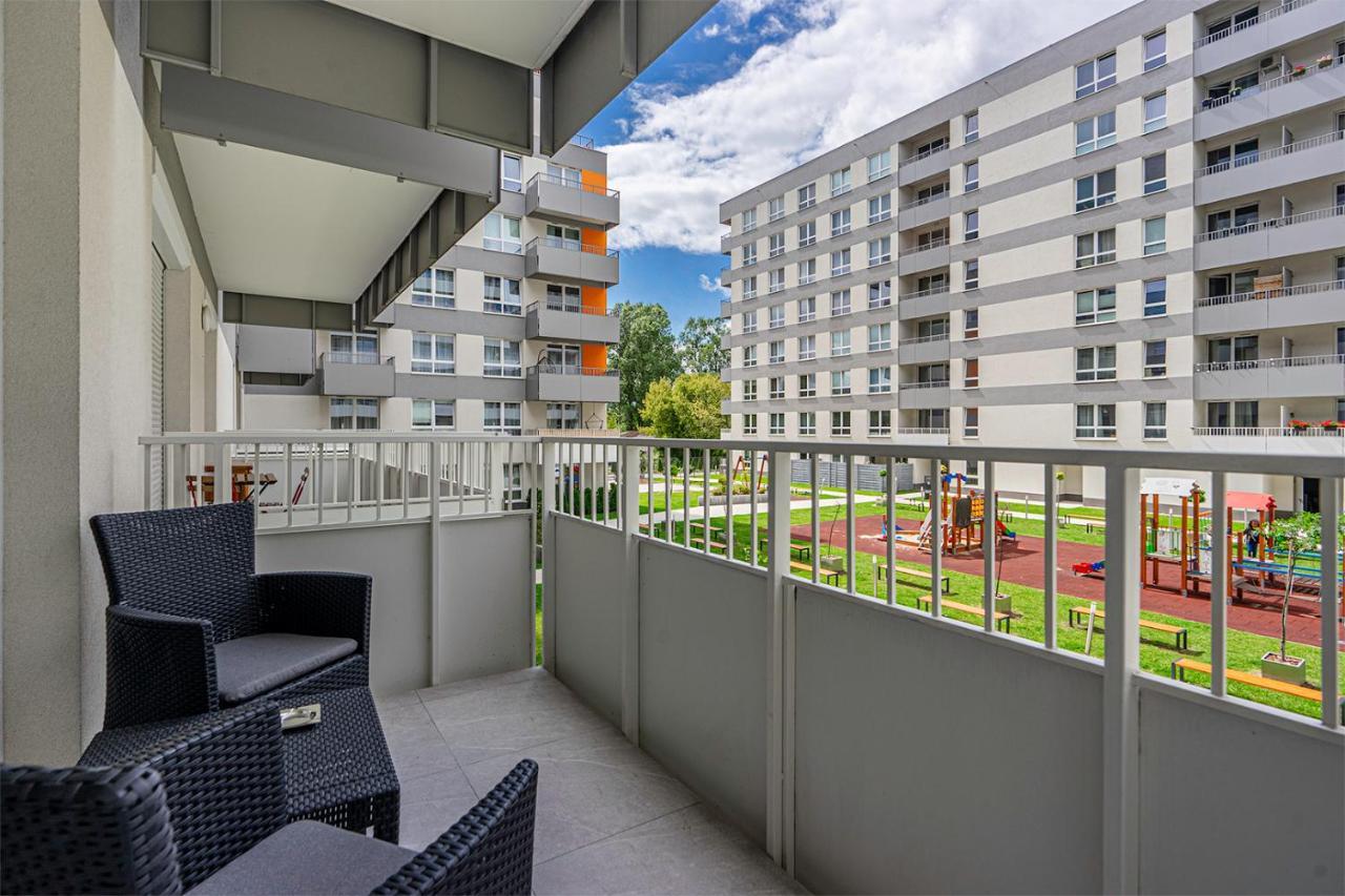 Lotnisko Chopina Modern Apartment Warsaw Ngoại thất bức ảnh