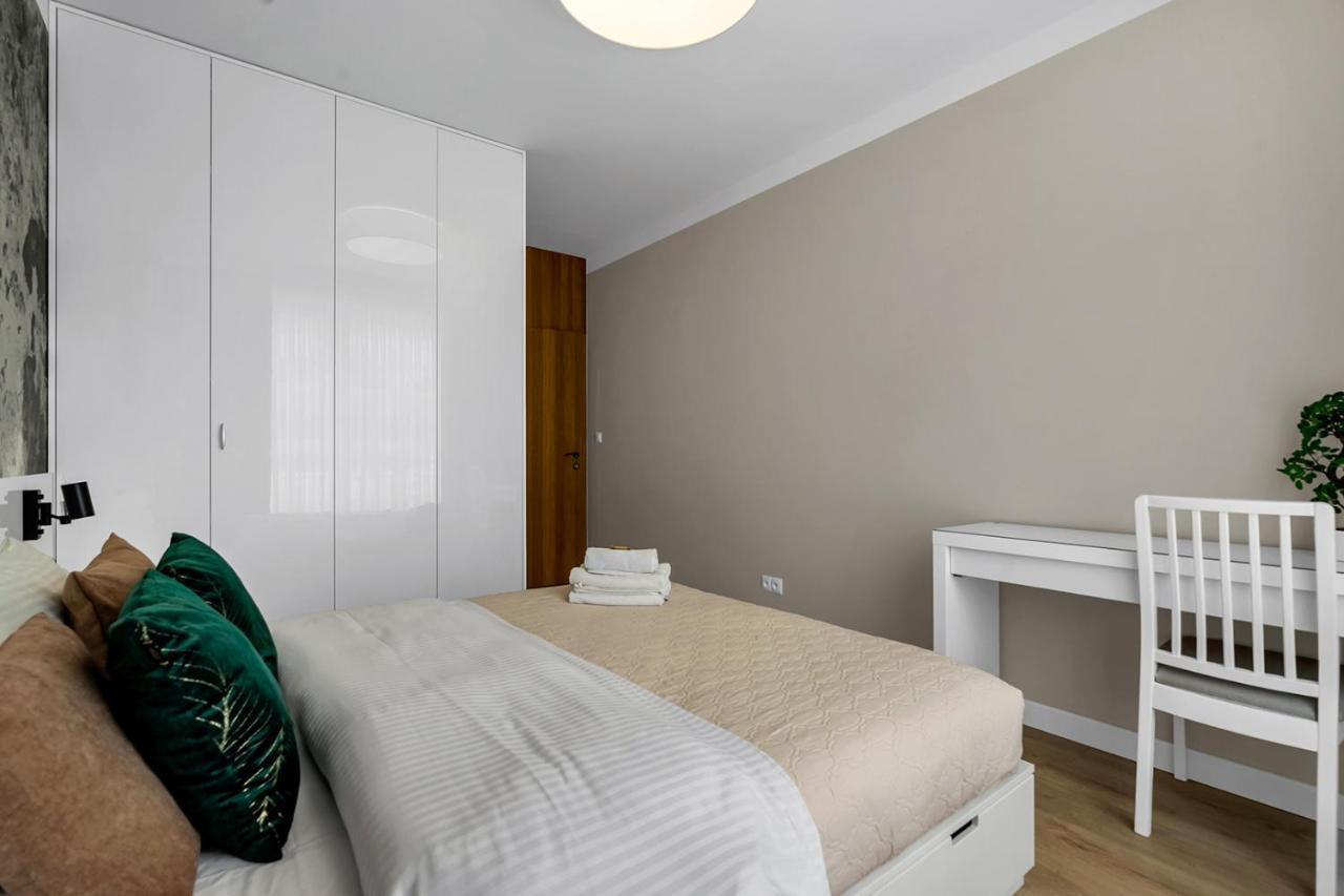 Lotnisko Chopina Modern Apartment Warsaw Ngoại thất bức ảnh